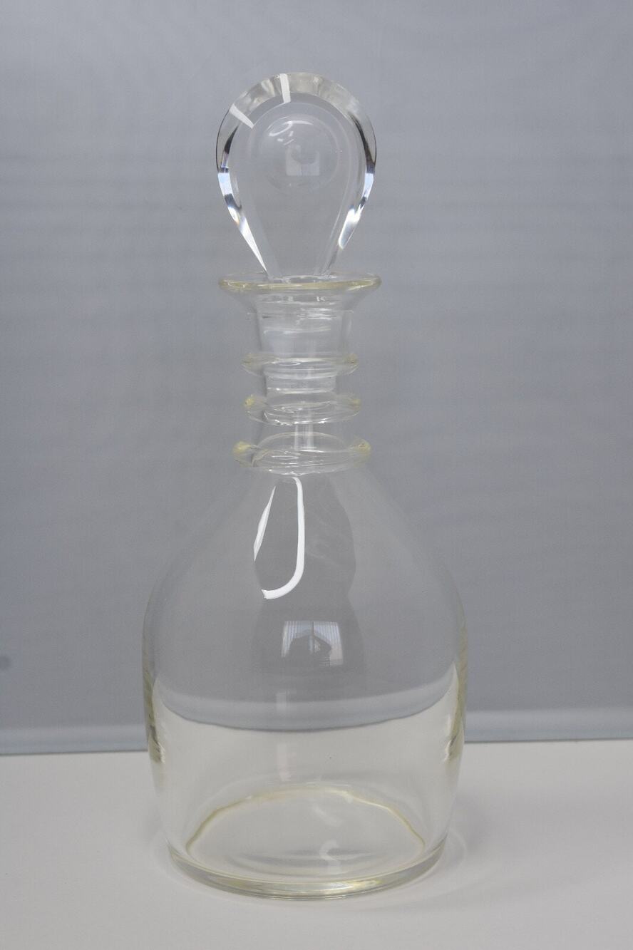 1950 Donald Pollard STEUBEN Blown Glass spiral Neck DECANTER with Moon Stopper